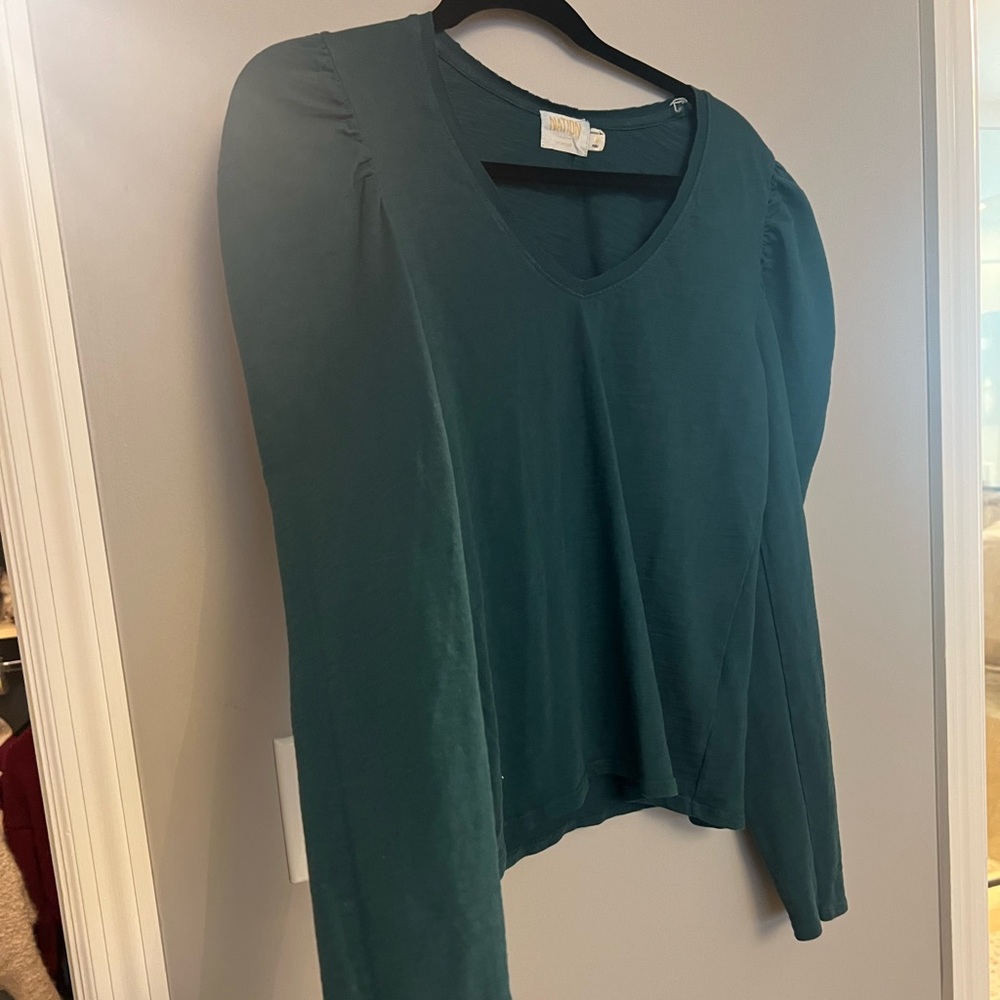 Nation LTD #PerfectlyUndone V-Neck Long Sleeve Cotton Top Medium Green